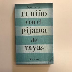 EL NIÑO CON EL PIJAMA DE RAYAS