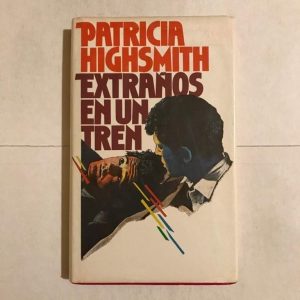 EXTRAÑOS EN UN TREN