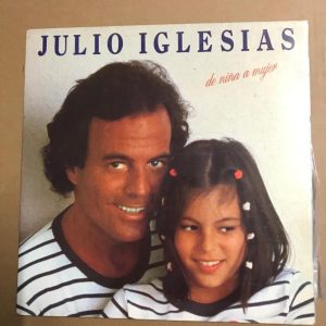 JULIO IGLESIAS "DE NIÑA A MUJER"